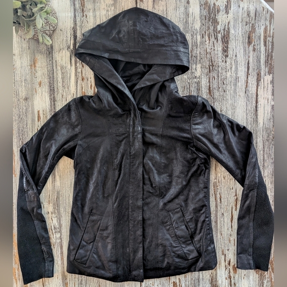 Danier Leather Zip Up Leather Hoodie Women's XS Black - Picture 2 of 10